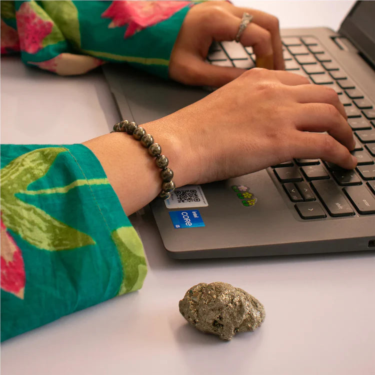 Dhan Varsha Combo (Pyrite Bracelet + Pyrite Stone)